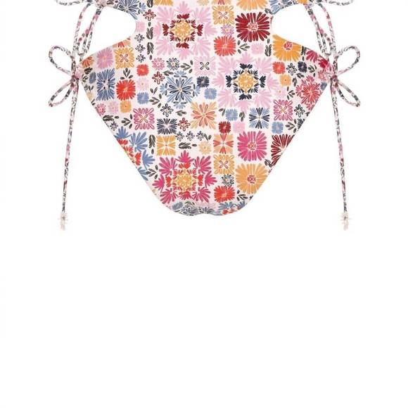 NEW AGUA BENDITA claus bikini bottom in aguja - Picture 7 of 7